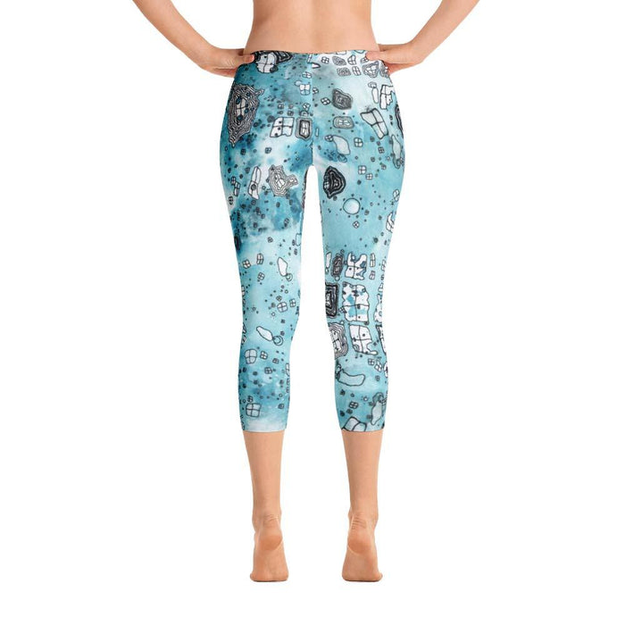 Abstract Capri leggings, Workout Pants 'Blue Sky'