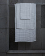 Air Waffle Towels - White