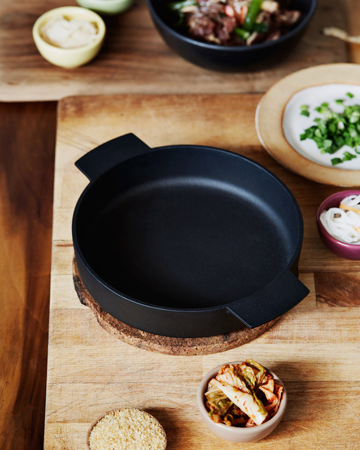 Cast Iron Baker Pan - Medium
