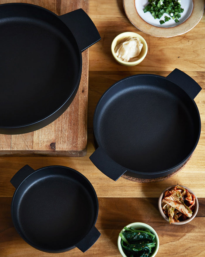 Cast Iron Baker Pan - Medium