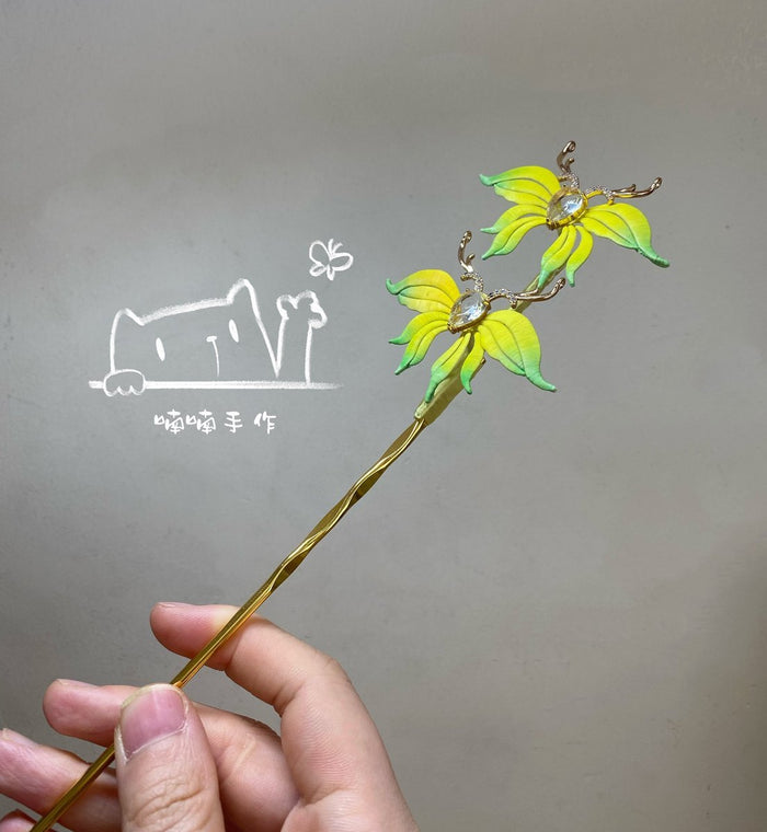 Handmade Chanhua Deer Floral Hair Pin - Hanfu Inspired Artisanal Hair Accessory