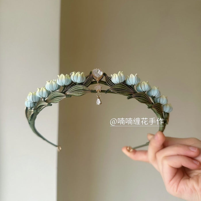 3D thread-wrapped floral tiara made with traditional Chanhua techniques for bridal and formal wear.