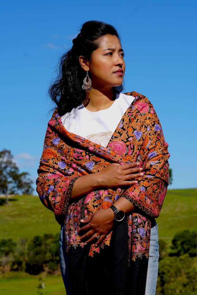 Heavy embroidery vintage paisley design pashmina shawl gives you a classic looks and gets everyone attention!