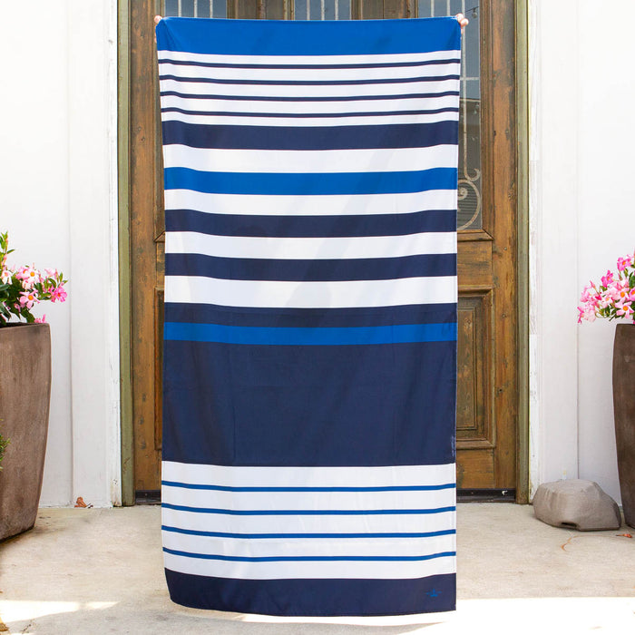 Landry Stripes: Navy / White