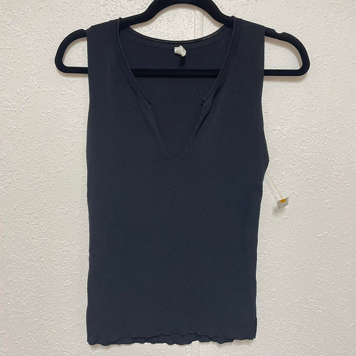 Tank Top Wishlist Size Small
