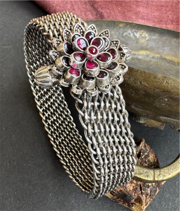 The Abhijita Silver Mesh Kemp Bracelet- Single (Oxidised/Size 2.2/2.4/2.6/2.8)