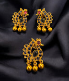 The Lasaka Silver Peacock Blue Kemp Pendant Set